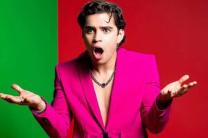 Señalan al showrunner Paly Alonso por salida de Aarón Mercury