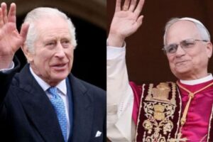 Histórico rezo en la Capilla Sixtina: Carlos III junto al Papa León XIV
