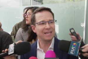 Anaya reta a Morena a que pongan a Sheinbaum en la boleta de revocación 2027