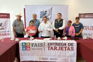 Atiende Iván Hernández Díaz a habitantes de comunidades beneficiarias del FAISPIAM