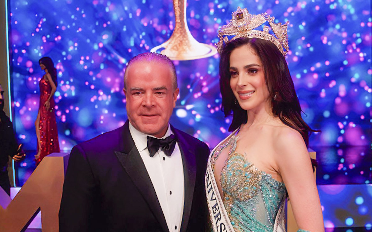 UIF bloquea cuentas de Raúl Rocha, copropietario de Miss Universo, en pleno escándalo por coronación de Fátima Bosch
