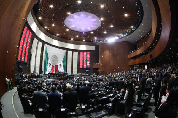 Reforma electoral en México: va contra plurinominales y financiamiento a partidos políticos
