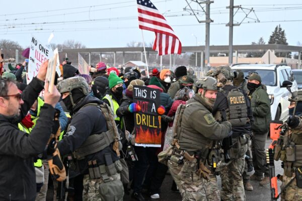 Protestas masivas contra ICE paralizan ciudades de Estados Unidos: miles exigen el fin de las redadas