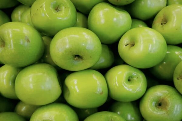 México responde a Trump: Inicia investigación por irregularidades en importación de manzanas estadounidenses