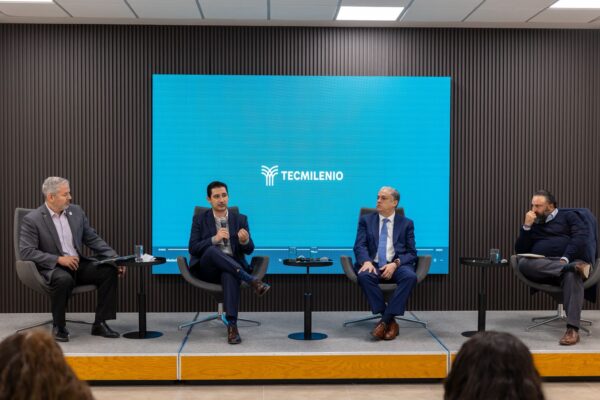Tecmilenio impulsa el debate sobre educación y el futuro del trabajo en Aguascalientes
