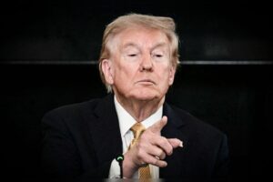 Trump da ultimátum a Irán: ‘Se acaba el tiempo’ y envía armada masiva con advertencia de ataque ‘mucho peor’