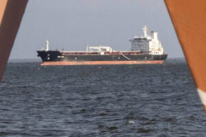 Trump anuncia que controlará el dinero del petróleo venezolano y lo destinará a compras exclusivas en EE.UU.