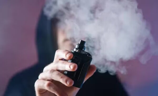 ¡Adiós vapeadores! Prohibición total entra en vigor el 16 de enero: hasta 8 años de cárcel por venderlos