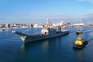 México envía dos buques de la Armada con más de 800 toneladas de ayuda humanitaria a Cuba