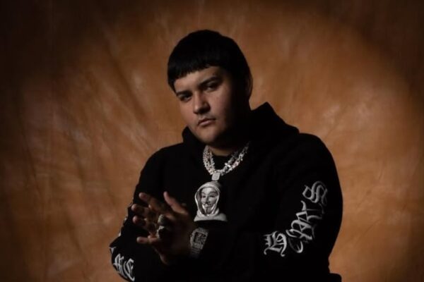 Música en vivo y polémicas copan la escena cultural mexicana en una noche de múltiples eventos