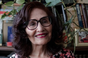 Irán niega negociar directamente con EE.UU. mientras Trump anuncia apertura del estrecho de Ormuz