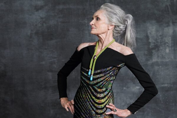 Fallece Daphne Selfe, la modelo profesional más longeva del mundo