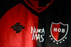 Clubes de fútbol argentinos y la AFA conmemoran el 50 aniversario del golpe de Estado