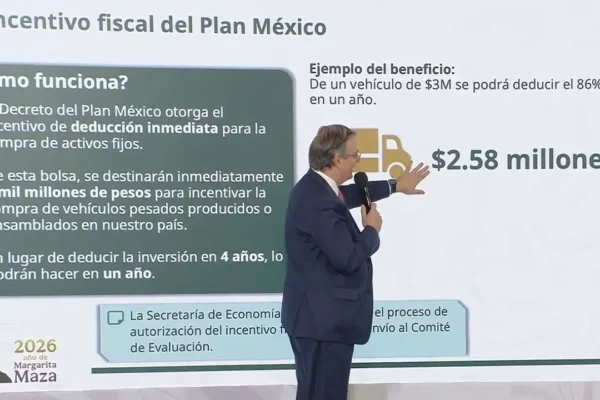 Anuncian programa federal para renovar vehículos pesados con inversión de 2 mil millones de pesos