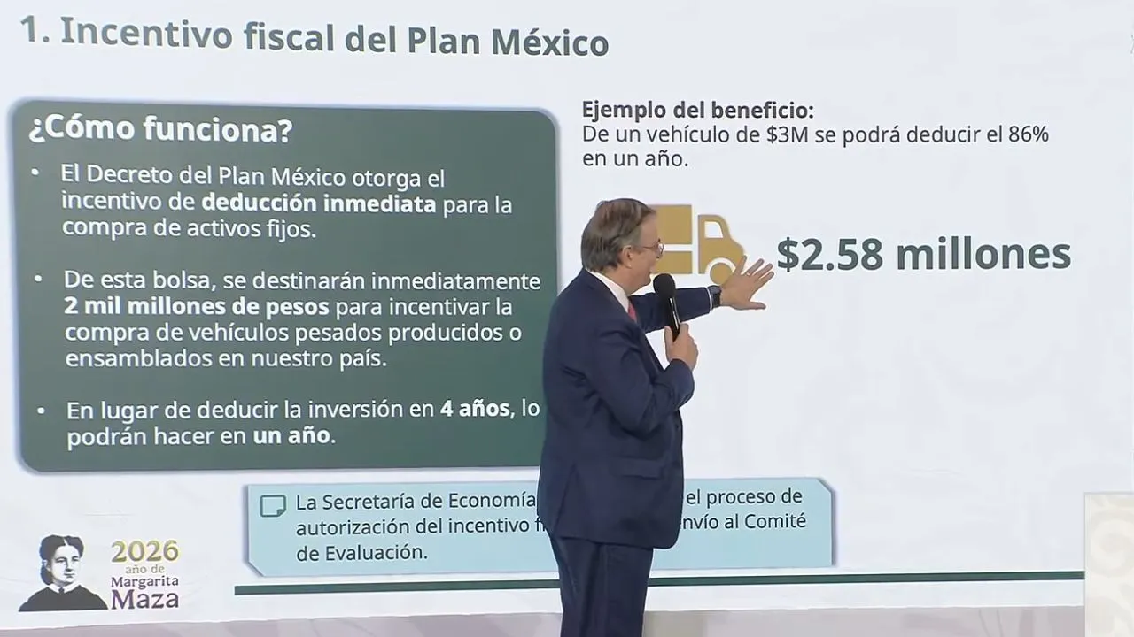 Anuncian programa federal para renovar vehículos pesados con inversión de 2 mil millones de pesos