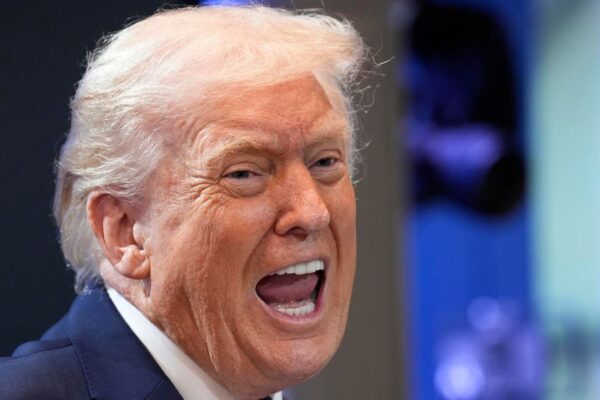 Irán confirma muerte de ministro en ataque israelí y amenaza represalias