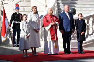 El papa León XIV realiza histórica visita a Mónaco, su primer viaje a Europa