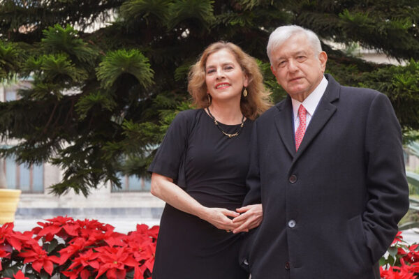 Beatriz Gutiérrez Müller desafía a Elon Musk tras recibir etiqueta de ‘menor visibilidad’ en X