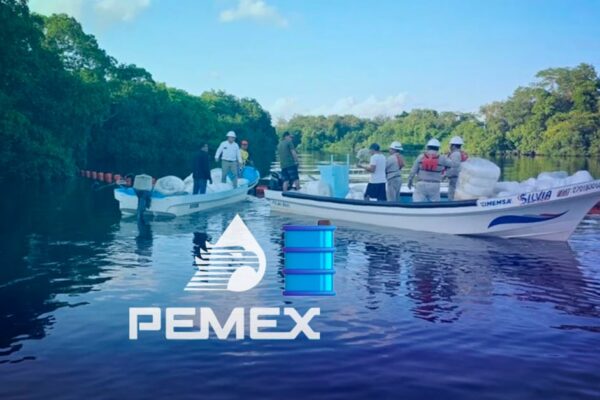 Recolectan 240 kg de residuos con hidrocarburos en Dos Bocas tras nuevo incidente