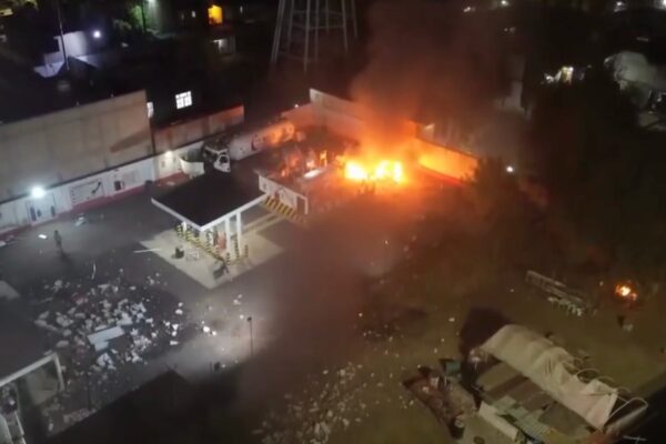 Explosión e incendio en gasera de Chalco deja daños materiales y un lesionado