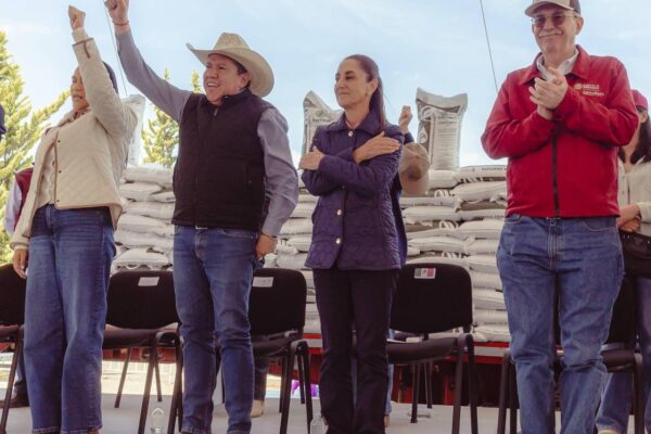 Sheinbaum inaugura planta de frijol en Zacatecas y analiza ampliar programa de acopio
