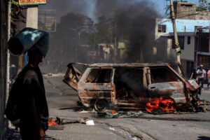 Masacre en Haití deja decenas de muertos; EE.UU. ofrece recompensa por bandas criminales