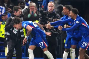 Efraín Juárez defiende su festejo tras empate de Pumas: ‘Acá sobran huevos’