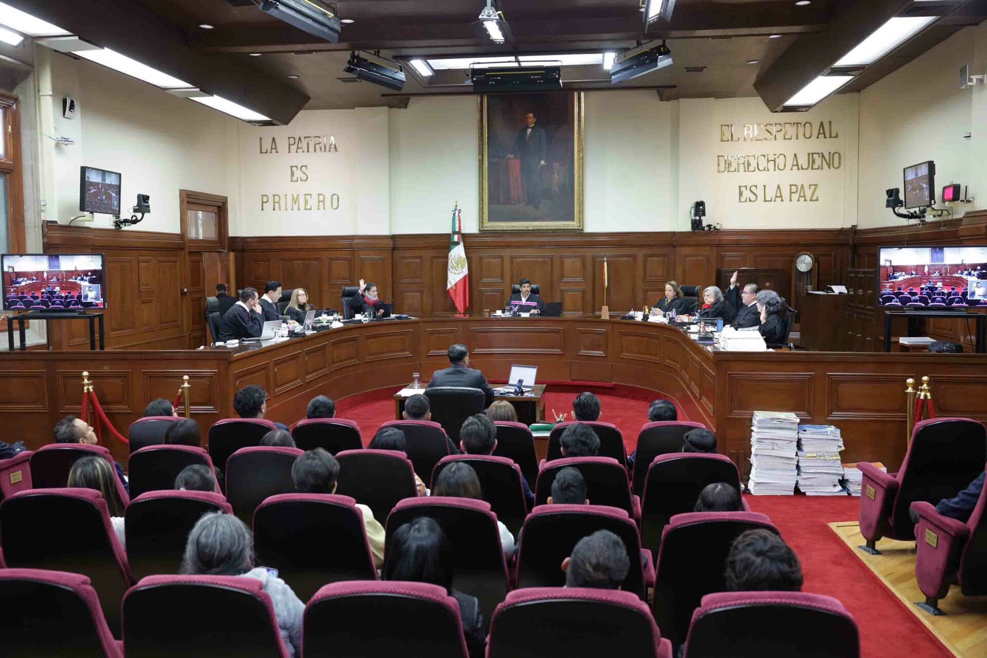 SCJN reserva por cinco años información de su parque vehicular de 151 unidades