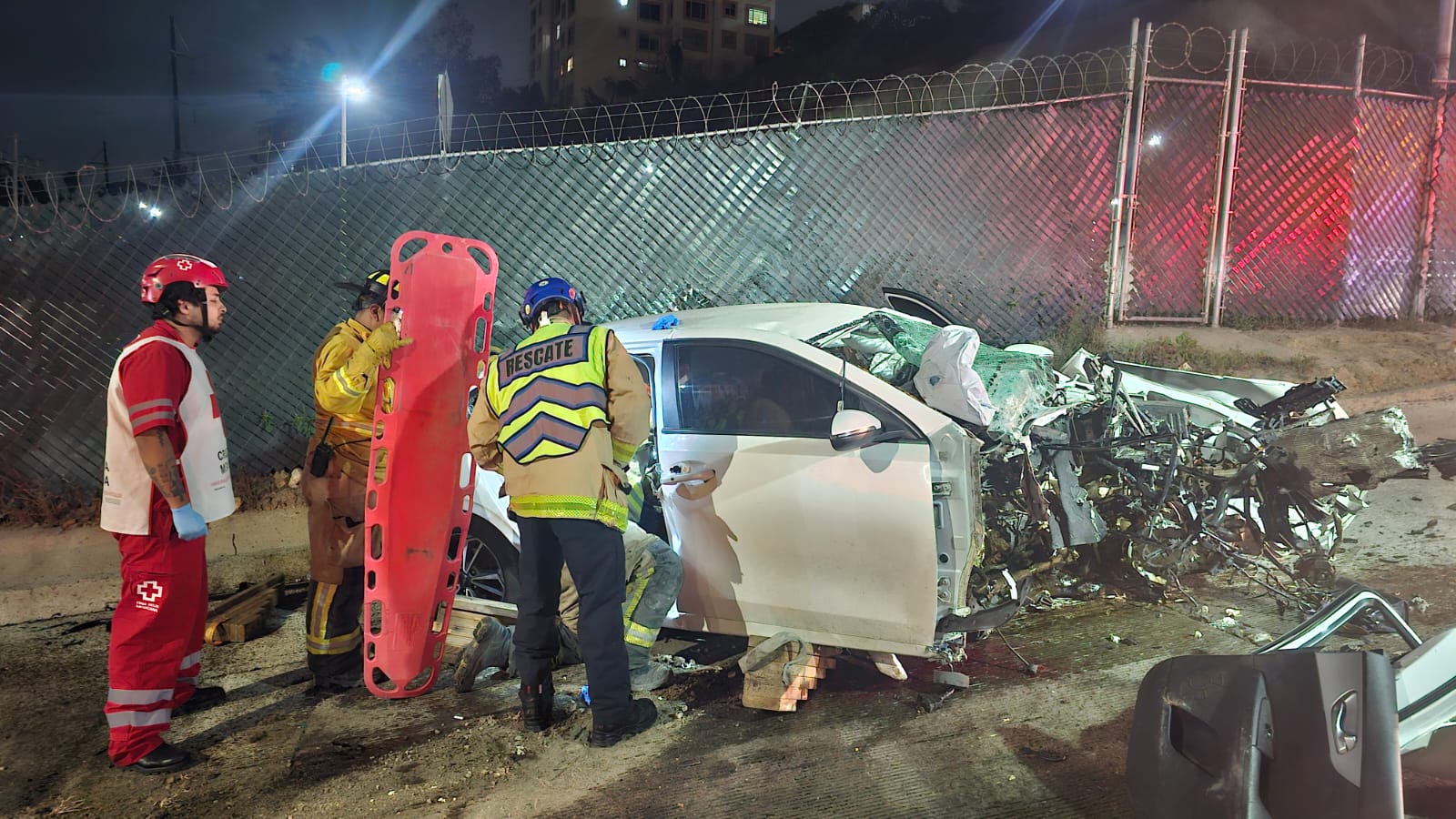 Ataque armado en salón de eventos de Tijuana deja muerto al vocalist del grupo ‘Reacción’ y herido a otro integrante