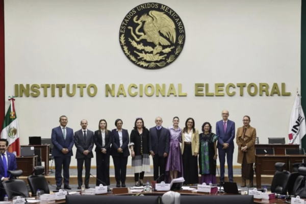 INE analiza lineamientos contra campañas anticipadas; TEPJF ordena modificar selección de consejeros