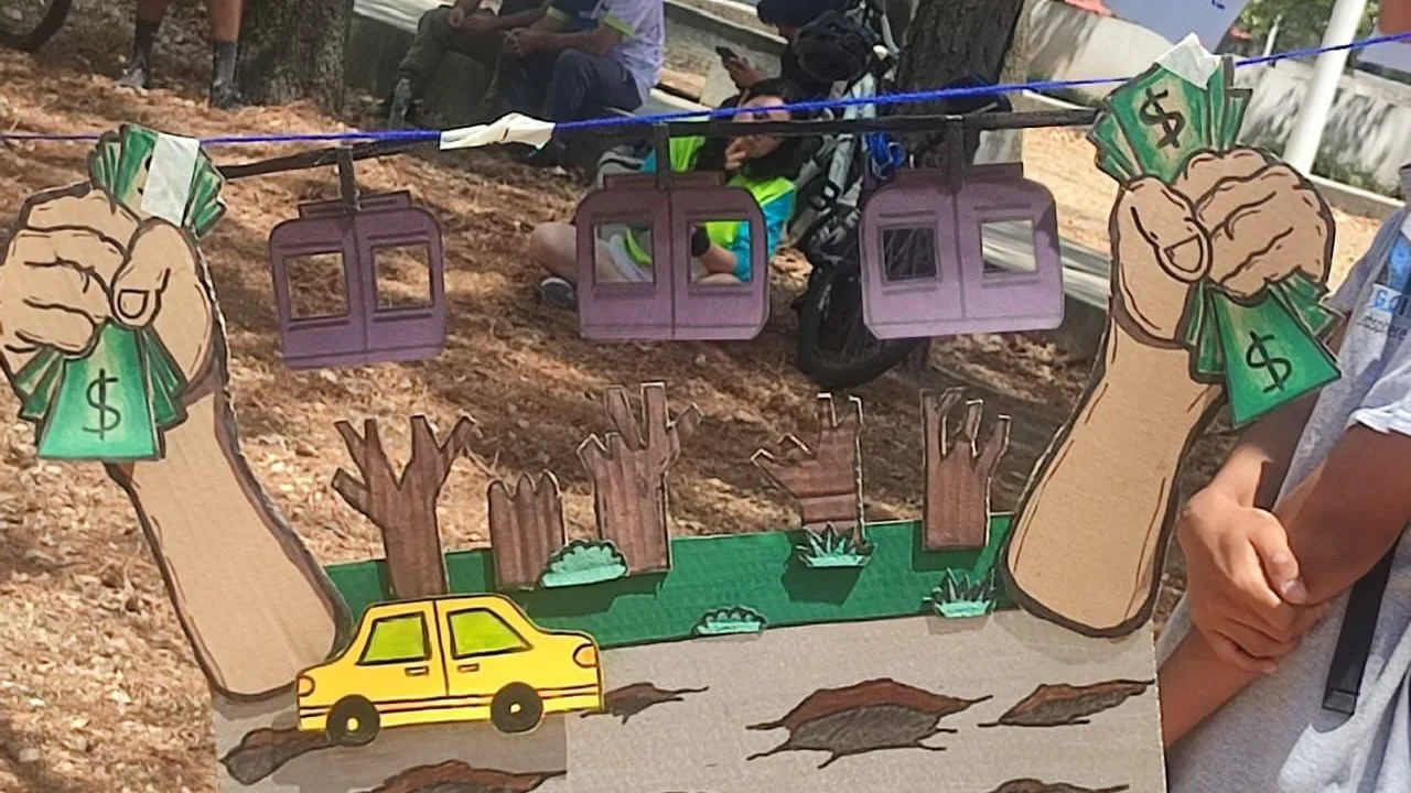 Vecinos y activistas exigen cancelar Cablebús en Puebla y CDMX por daños ambientales