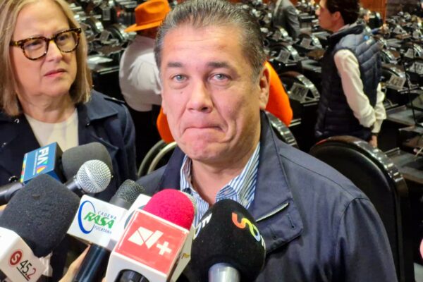 PVEM presenta aspirantes a gubernaturas en alianza con Morena y PT; exige respeto a encuestas
