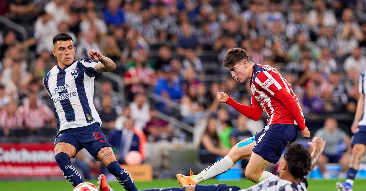 Chivas vence 3-2 a Rayados y se consolida como líder del Clausura 2026