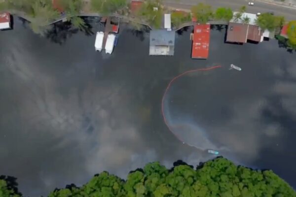 Crisis ambiental en el Golfo de México: derrames de hidrocarburos afectan más de 200 kilómetros de litoral