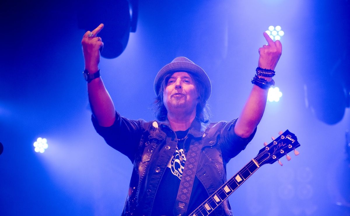 Fallece Phil Campbell, legendario guitarrista de Motörhead, a los 64 años