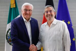 Llega presidente de Alemania a Cancún para reunión con Sheinbaum