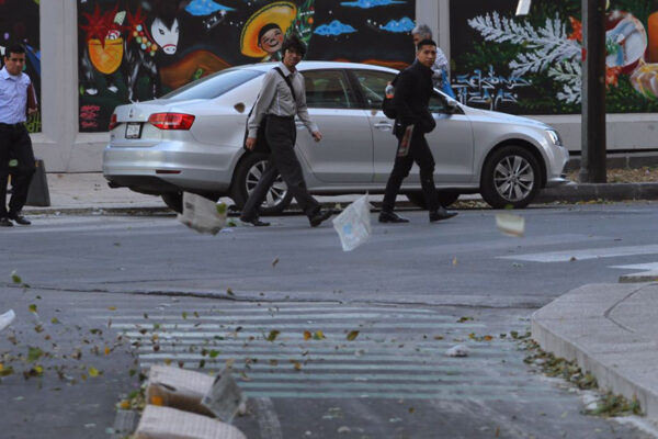 Frente frío 42 provoca lluvias intensas, vientos fuertes y descenso de temperatura en varias regiones de México