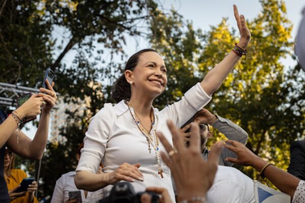 María Corina Machado fortalece alianzas con derecha global en toma de posesión de José Antonio Kast en Chile