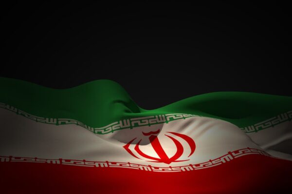 Trump critica a OTAN por negarse a intervenir en bloqueo de Ormuz