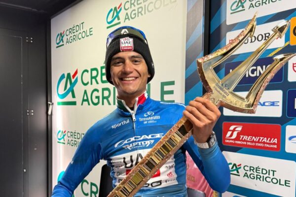 Isaac del Toro conquista la Tirreno-Adriático 2026 y enfila hacia Milán-San Remo
