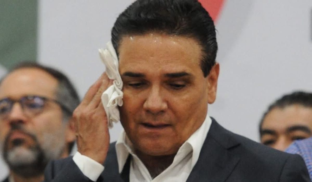 Giran orden de aprehensión contra Silvano Aureoles por operativo en Arantepacua