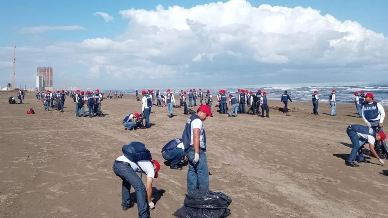 ASEA presenta denuncia penal por derrame de hidrocarburos en el Golfo de México; acumulan 785 toneladas de residuos