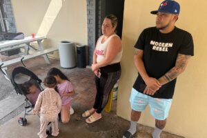 Migrantes realizan viacrucis en Tapachula mientras México exige esclarecer muerte de connacional en EU