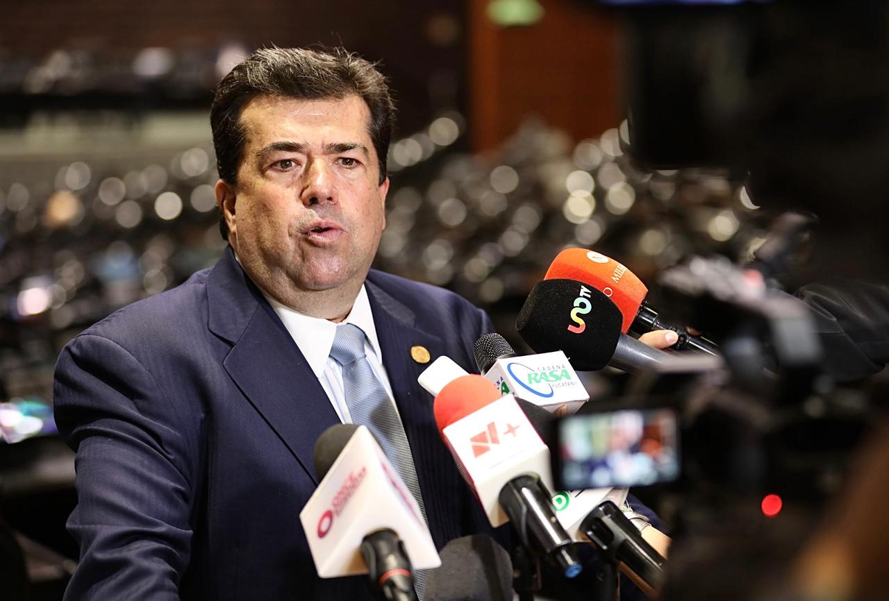 Aprueban reforma constitucional para topar pensiones de confianza en el sector público