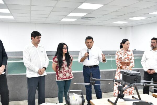 Inauguran primer laboratorio de sistemas acuáticos autónomos en Universidad Tecnológica de Tabasco