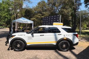 Axon presenta vehículo para operaciones de  seguridad pública con transmisión en vivo y análisis de datos