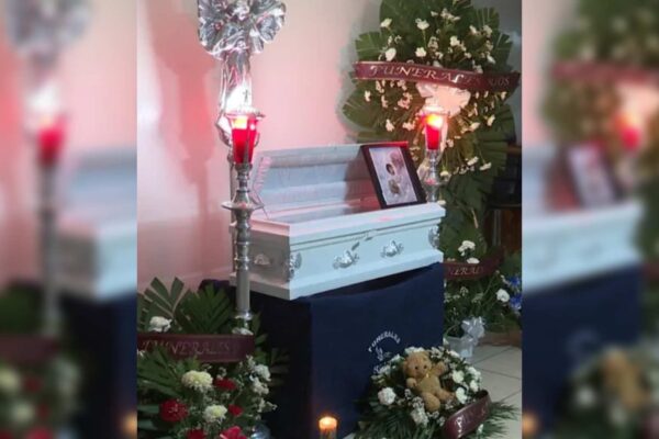 Entregan cuerpo de Eitan Daniel a familiares paternos en Ciudad Juárez; madre y otros cinco están bajo investigación