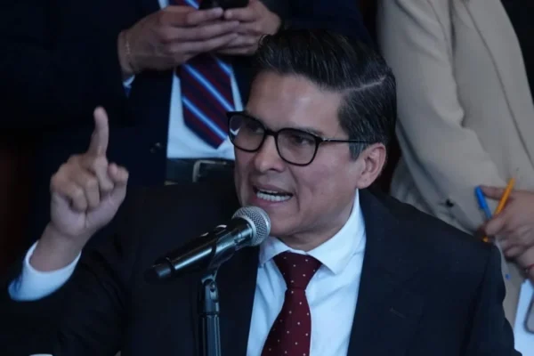 Defiende Morena ‘Plan B’ electoral como medida de austeridad para destinar 4 mil mdp al bienestar