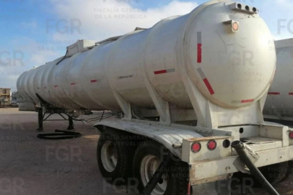 FGR asegura más de 2 millones de litros de hidrocarburo ilícito en Reynosa