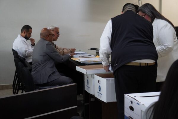 Vinculan a proceso a exgobernador Jaime Bonilla por contrato de planta fotovoltaica en Baja California